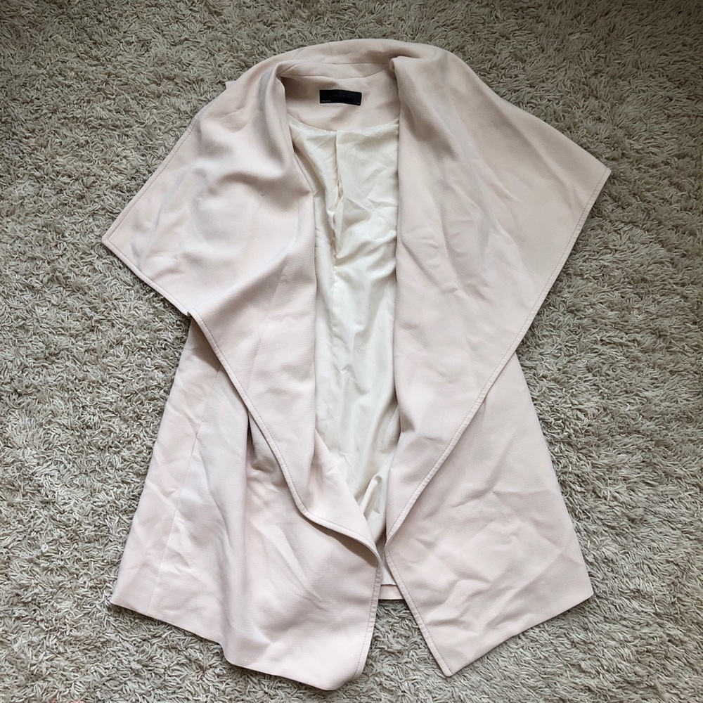 NWOT The Limited Sleeveless coat blush